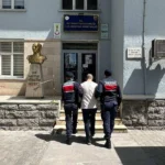 Kayseri’de Terör Örgütü Üyeliğinden Aranan Şahıs Jandarma Operasyonuyla Yakalandı