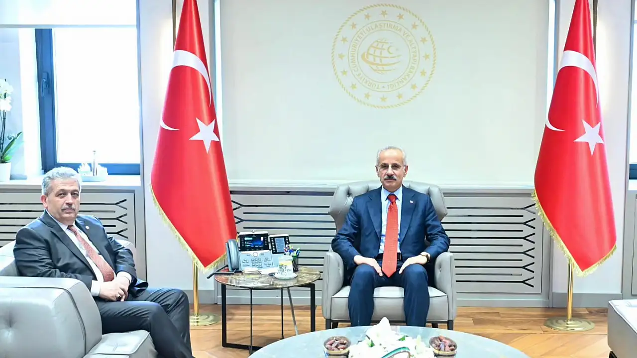 Kayseri Milletvekili Özsoy, Ankara'da Bakanlarla Şehrin Yatırım Gündemini Ele Aldı