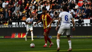 Kayserispor, Çaykur Rizespor Karşısında İkinci Yarı Şovuyla Kümede Kalma Yolunda Dev Adım Attı