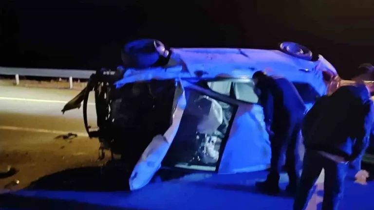 Kayseri Bünyan’da Trafik Kazası: Kontrolden Çıkan Otomobil Yan Yattı