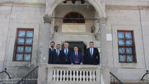 Kayseri'nin Tarihi Eğitim Mirası: Germir İptidai Mektebi Vali Çiçek'in Gündeminde