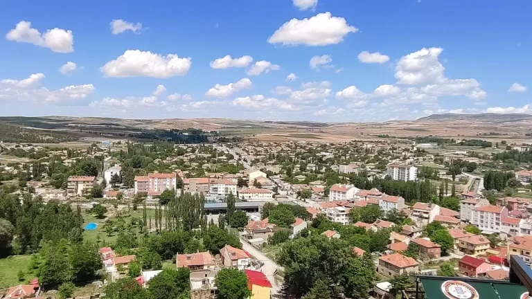 AK Partili Çopuroğlu’ndan Bünyan’a Müjde: Stadyum İçin Milyonluk Bütçe Ayrıldı