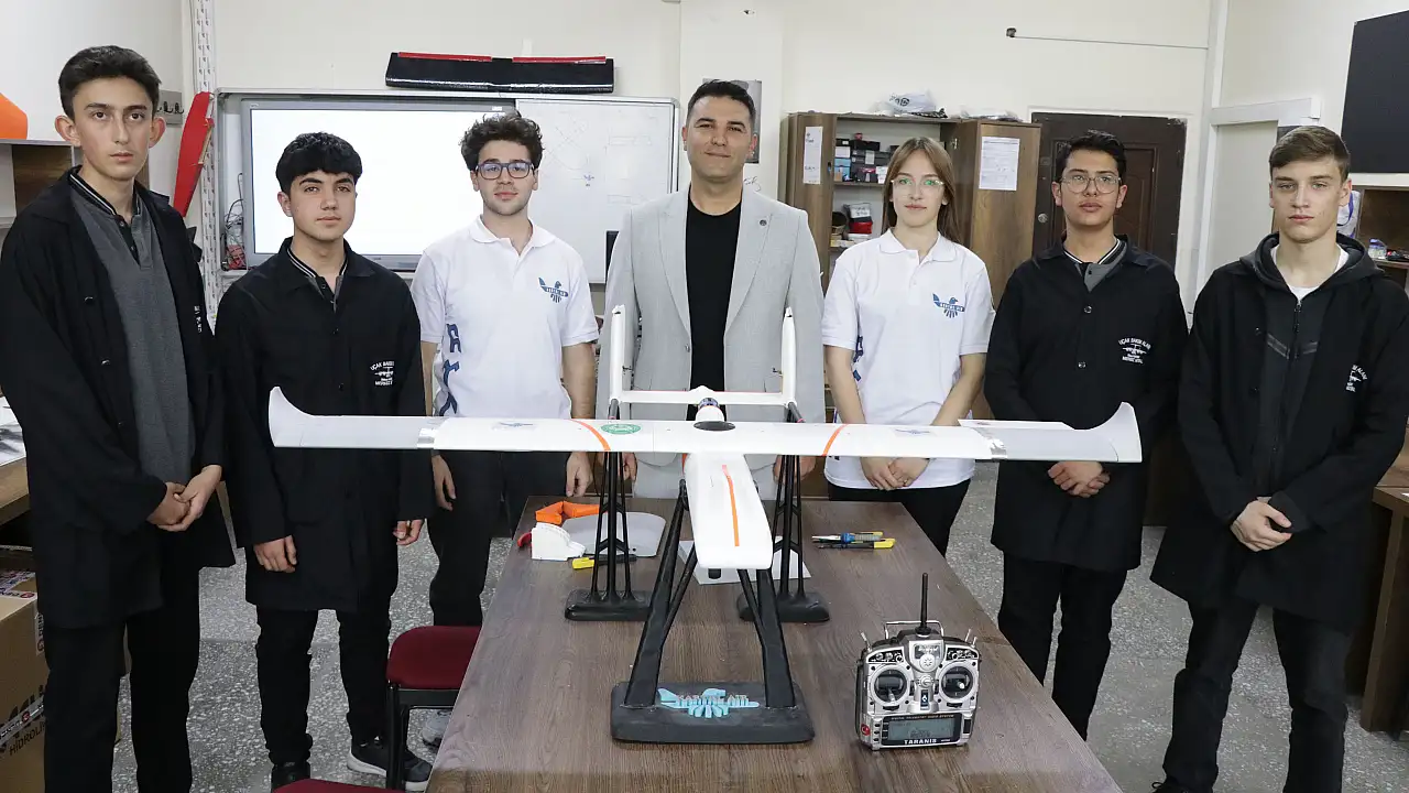 Kayseri Lisesi'nden ABD'ye Şampiyonluk Uçuşu: Kartal Air İHA Takımı Zirveyi Hedefliyor