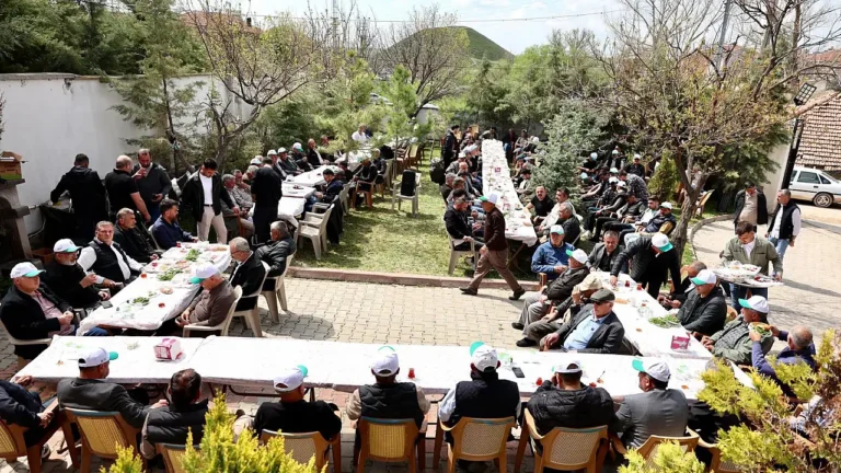 Kayseri Şeker Yozgat’ta Çiftçilerle Buluştu: Pancar Ekimi ve İstişareler