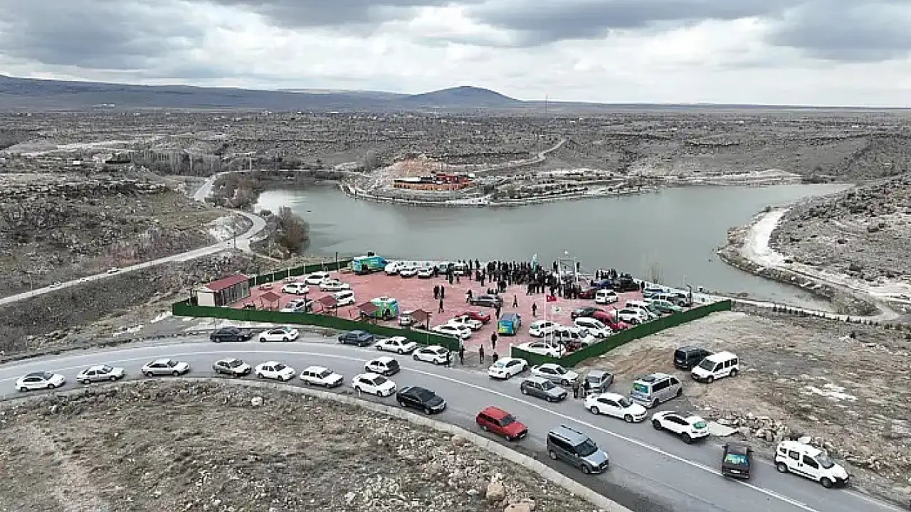 Kayseri İncesu'daki Türkiye'nin Üçüncü En Uzun Zipline Merkezi Sezonu Açtı