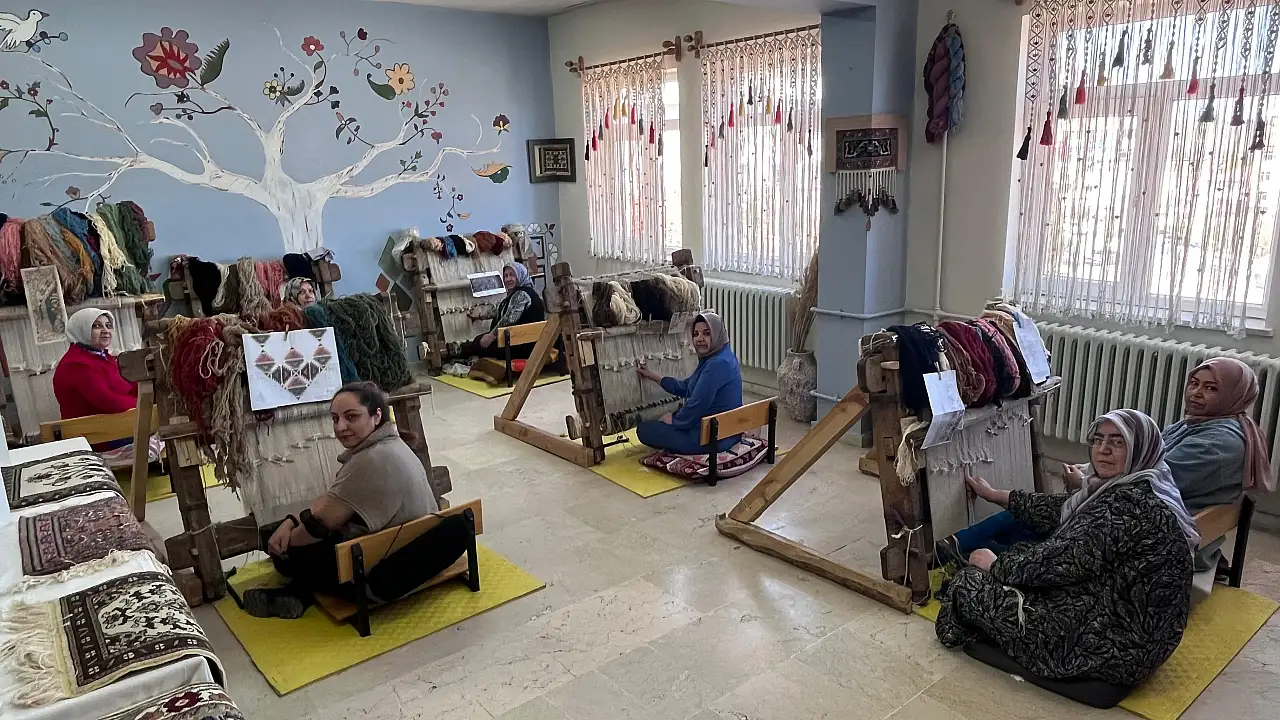 Kayseri Bünyan Halıcılığı, 'Geçmişe Dokunmak' Projesiyle Yeniden Hayat Buluyor