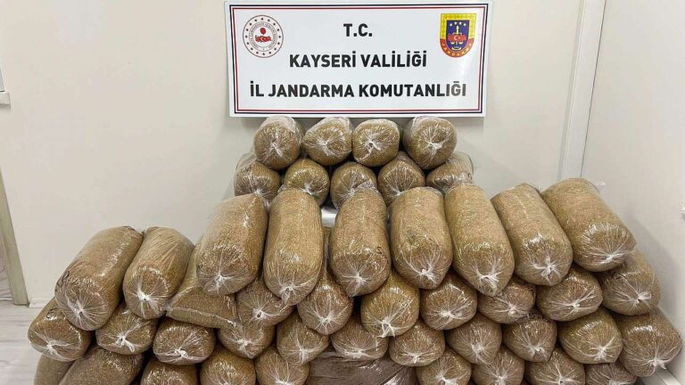 Kayseri Jandarmasından Kaçak Tütüne Büyük Darbe: Yahyalı’da 285 Kilo Ele Geçirildi