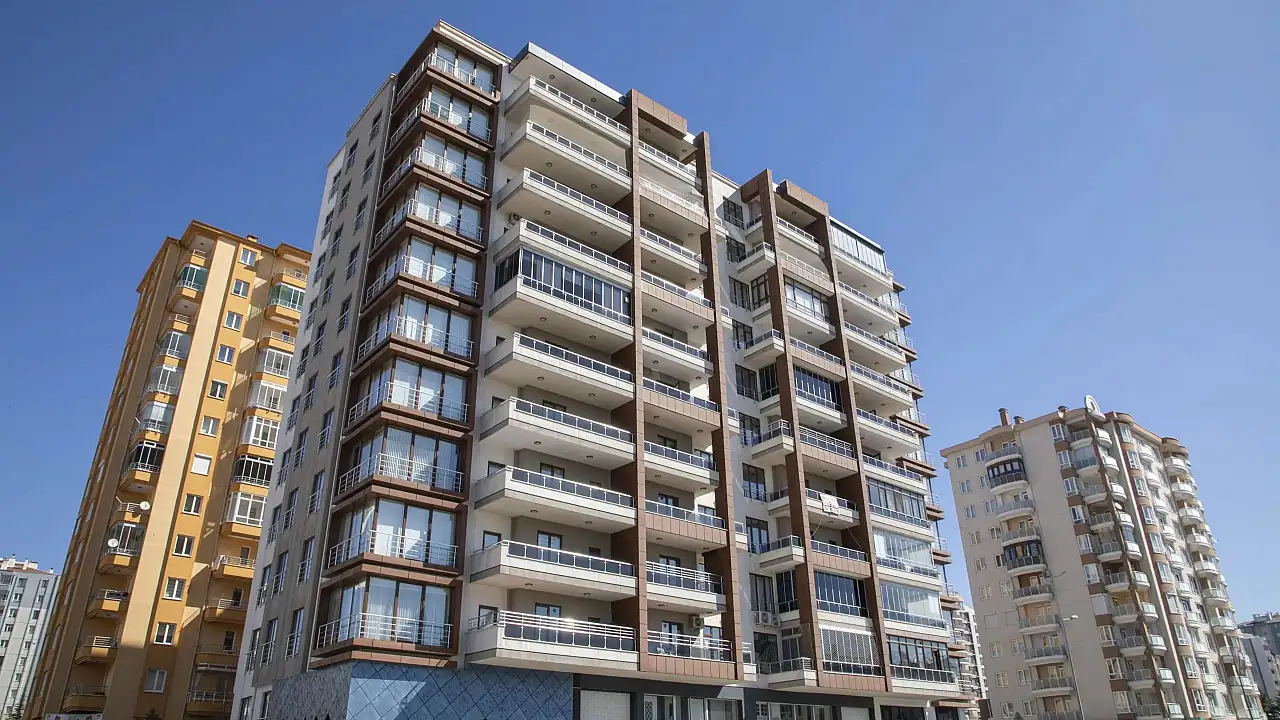 Kayseri'de Vakıflar Genel Müdürlüğü'nden Konut Satışı: 17 Daire İhale ile Yeni Sahiplerini Bekliyor