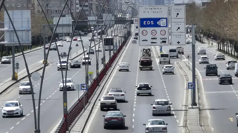 Kayseri Trafiğinde Ölümlerde Yüzde 60’lık Düşüş: Emniyetten Sevindirici Açıklama