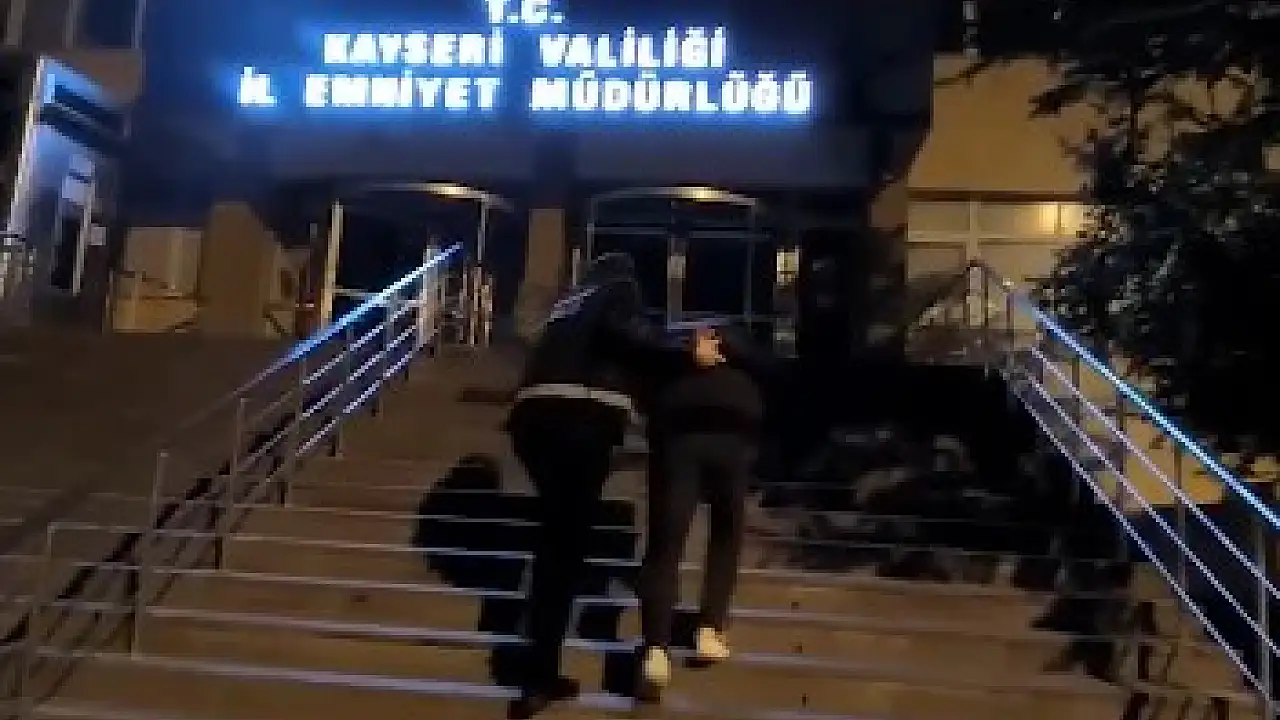 Kayseri'de Narkotik Operasyonu: Uyuşturucu ve Silah Deposu Deşifre Edildi