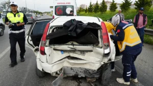 Kırıkkale'de Kayseri Plakalı Araç Kazaya Karıştı: 7 Yaralı Hastaneye Kaldırıldı