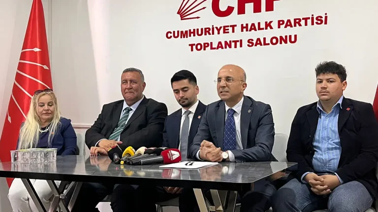 Kayseri’de CHP’li Vekillerden Erken Seçim Çağrısı: “Türkiye Yönetilemiyor”
