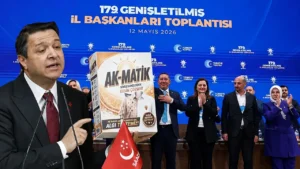 Saadet Partili Arık'tan TBMM'de "AK-MATİK" Gösterisi: Siyasi Lekelere Çözüm İddiası ve Seçim Sonrası Değişimler Masada