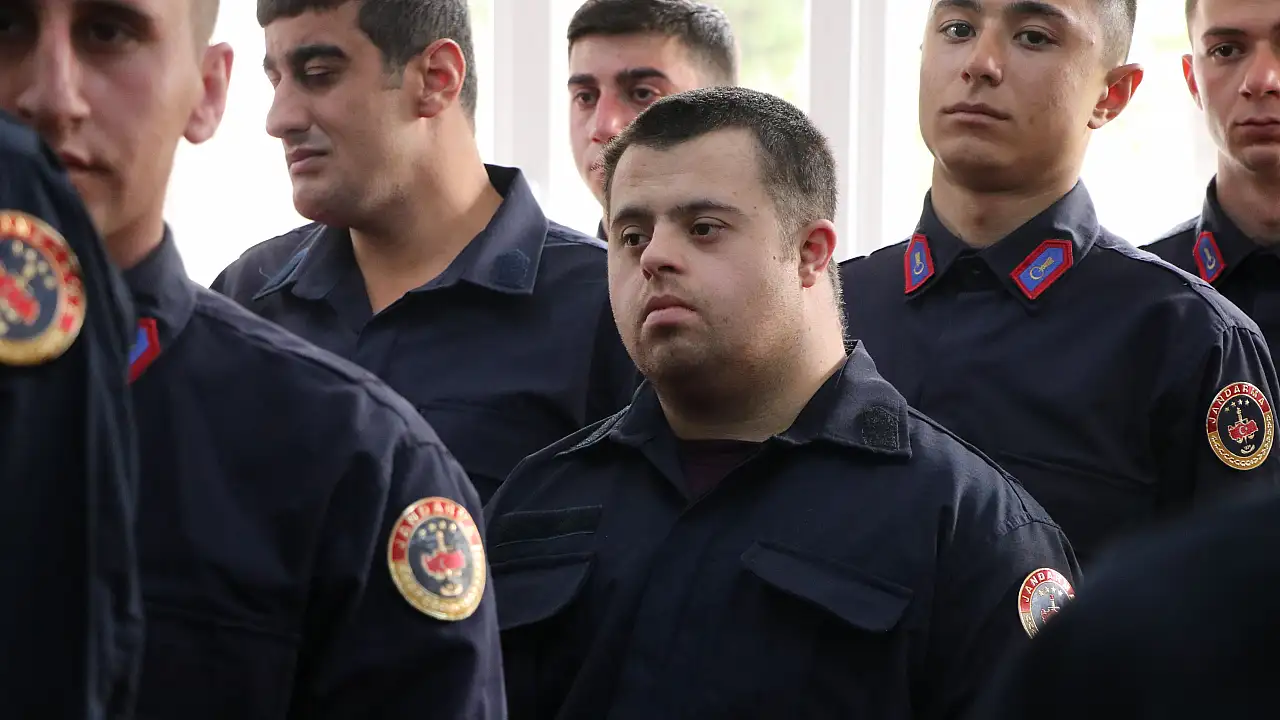 Temsili Askerlik Coşkusu: Engelli Gençler Bir Günlüğüne Mehmetçik Oldu