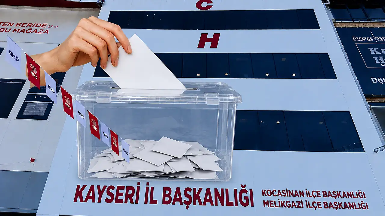 CHP Kayseri'de Kongre Süreci Başladı: Çağrı Heyetleri Görevlendirildi
