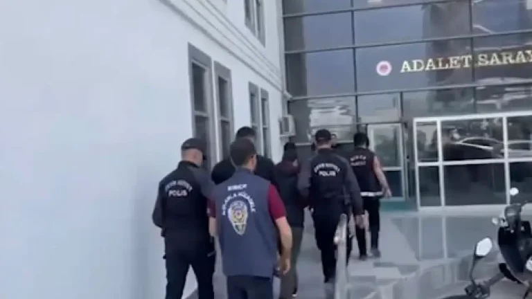 Siber Suçlara Dev Darbe: 64 İlde Gerçekleşen Operasyonlarda Bin 21 Şüpheli Yakalandı