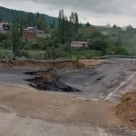 Kayseri’de Şiddetli Yağış Yaşar Karayel Viyadüğü’nü Çökertti: Felahiye-Çayıralan Yolu Ulaşıma Kapandı