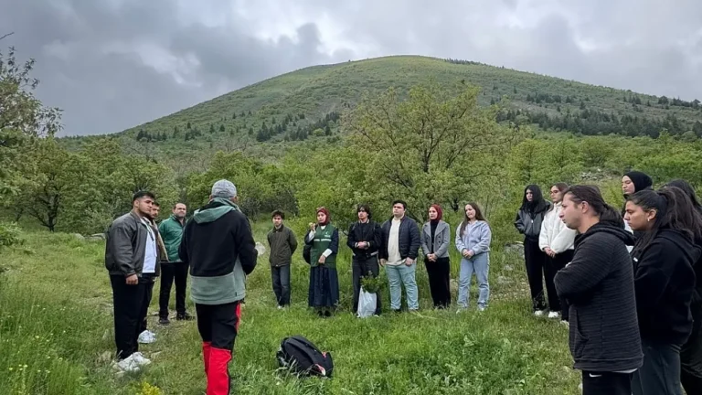 Kayseri Üniversitesi’nde ‘Yeşil Nefes’ Projesi: Gençler Dijital Detoksla Doğaya Yöneldi