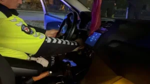Kayseri'de Alkollü ve Modifiyeli Araç Kullanan Sürücüye Hem Para Cezası Hem Adli Süreç: Şaşırtan Tepki