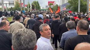 CHP’de Kritik Dönemeç: Kayseri’den Özgür Özel’e Güçlü Destek Mesajı