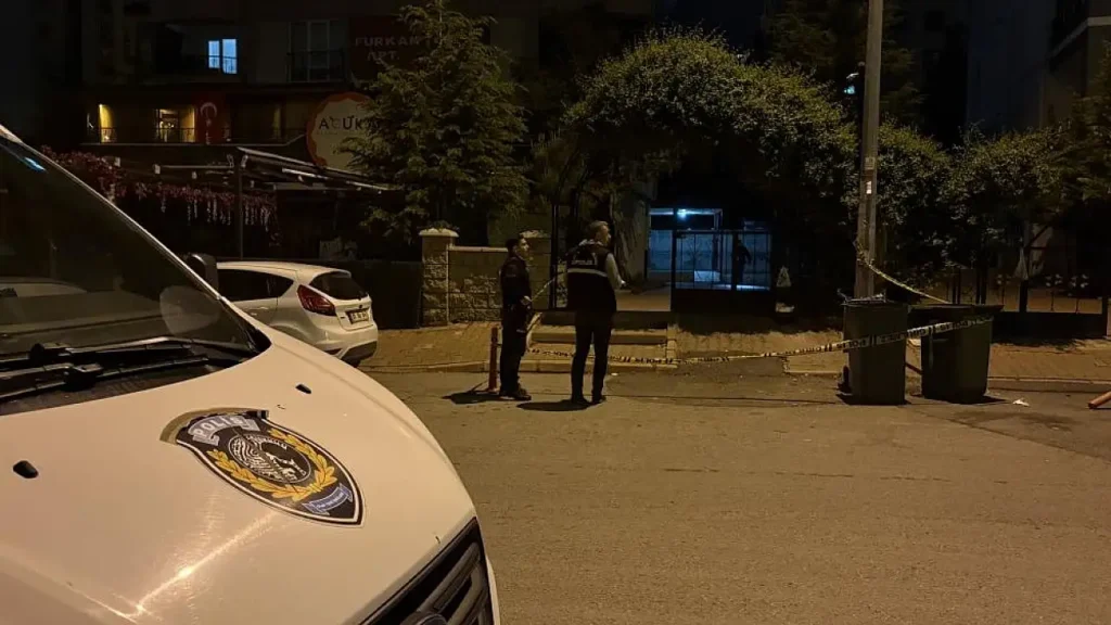 Kayseri’de Kadın Şiddetine Müdahale Eden Kardeşler Bıçaklandı: Şüpheli Aranıyor