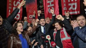 CHP Kayseri'den Genel Merkeze "Acziyet Vesikası" Tepkisi: Özgür Özel'e Tam Destek Vurgusu