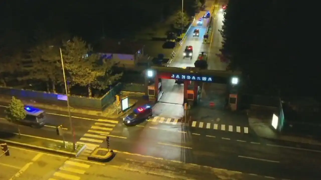 Kayseri ve Tomarza'da İki Aylık Titiz Takip Sonucu: Narkotik Operasyonunda 23 Gözaltı