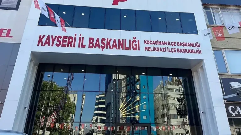 CHP Kayseri’de Sosyal Medya Hesabı Ele Geçirildi İddiası: İl Başkanı Gözbaşı’ndan Acil Uyarı