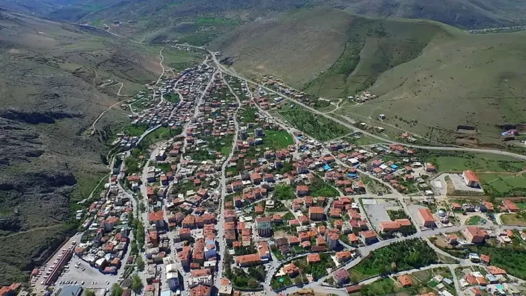 Kayseri Yahyalı’da Büyük Arazi İcradan Satışa Sunuluyor: İhale Takvimi Açıklandı