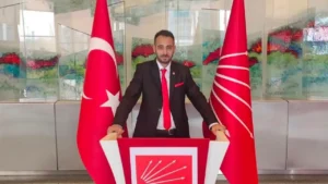 CHP'de Gerilim Tırmanıyor: Kayseri'den Eski Başkandan Acil Kurultay Çağrısı