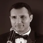 Rafet El Roman Kayseri’de Sahne Alıyor: Romantik Ezgilerle Unutulmaz Bir Gece Bekleniyor