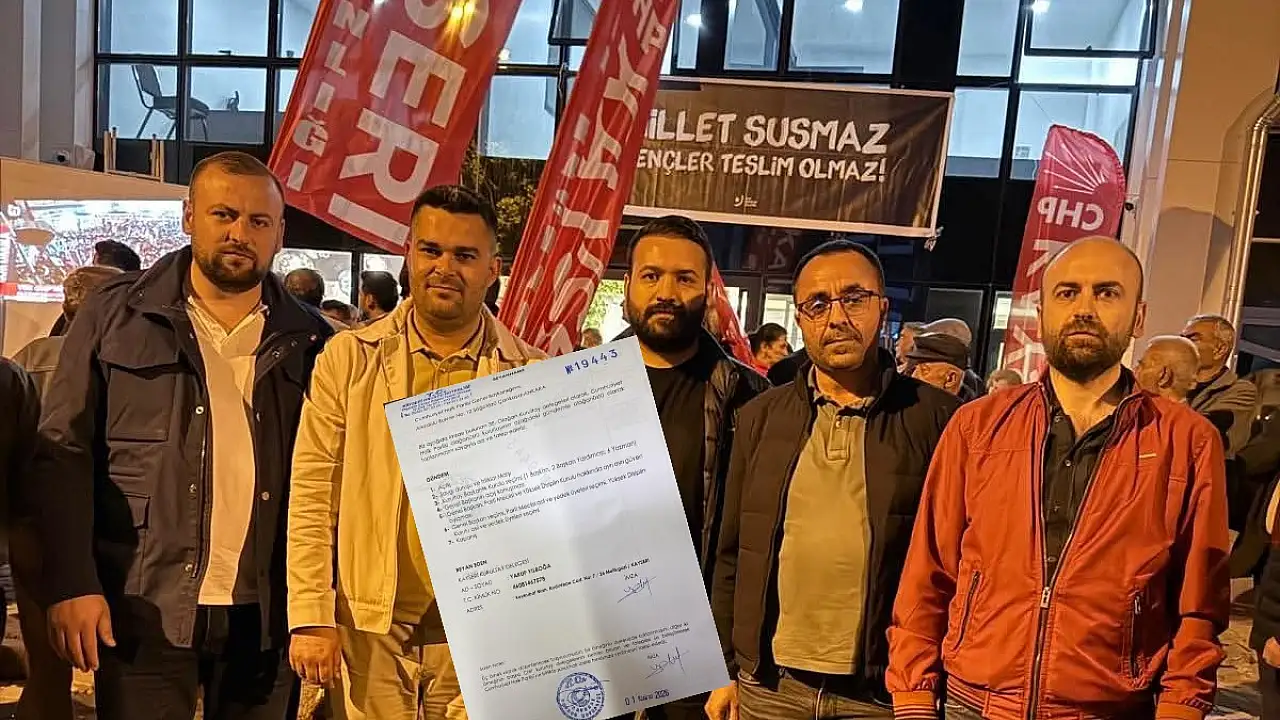 Kayseri'de CHP Kurultay Hareketliliği: Özgür Özel'e Destek Veren Delegeler Noter Kanalıyla Çağrı Yaptı