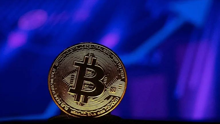 Kripto Piyasasında Ani Düşüş: Bitcoin ve Ether’de Sert Değer Kaybı