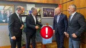 Meclis Koridorlarında İlgi Çeken Detay: Kayseri Milletvekilinin Odasındaki Forma Sırrı