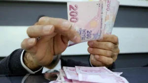 Temmuz Zammı Yaklaşırken: En Düşük Emekli Aylığı İçin 22 Bin TL İddiası Güçleniyor