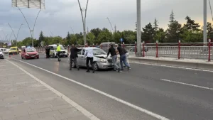 Kayseri’nin Ana Arterinde Zincirleme Kaza: İki Yaralı Hastaneye Kaldırıldı