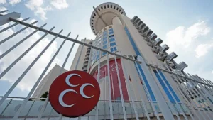 Milliyetçi Hareket Partisi'nde Kapsamlı Revizyon: Üç İl Teşkilatı Daha Feshedildi