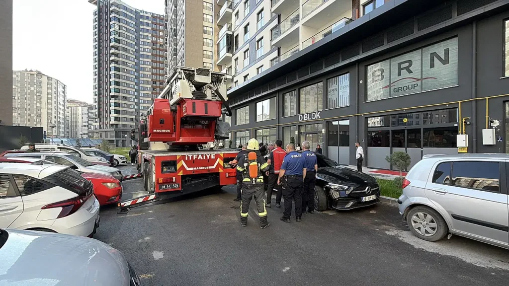 Kayseri Kocasinan’da Yanlış Yangın Alarmı Üçüncü Kez Paniğe Neden Oldu