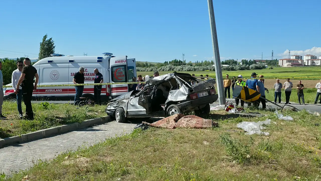 Kayseri Bünyan'da Kavşak Kazası Dehşeti: Can Kaybı 3'e Yükseldi, 5 Yaralının Tedavisi Devam Ediyor