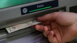 Perakende Devi BİM, Finans Sektörüne Adım Atıyor: 'Dost Katılım Bankası' Kuruluyor