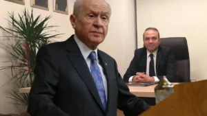 MHP Lideri Bahçeli'nin Danışmanı Yıldıray Çiçek, Kayseri'de Ülkü Ocakları Başkanı Yağmur'u Ziyaret Etti