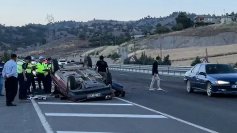 Kahramanmaraş-Kayseri Karayolu’nda Korkutan Kaza: 3’ü Çocuk 4 Yaralı Hastanelik Oldu