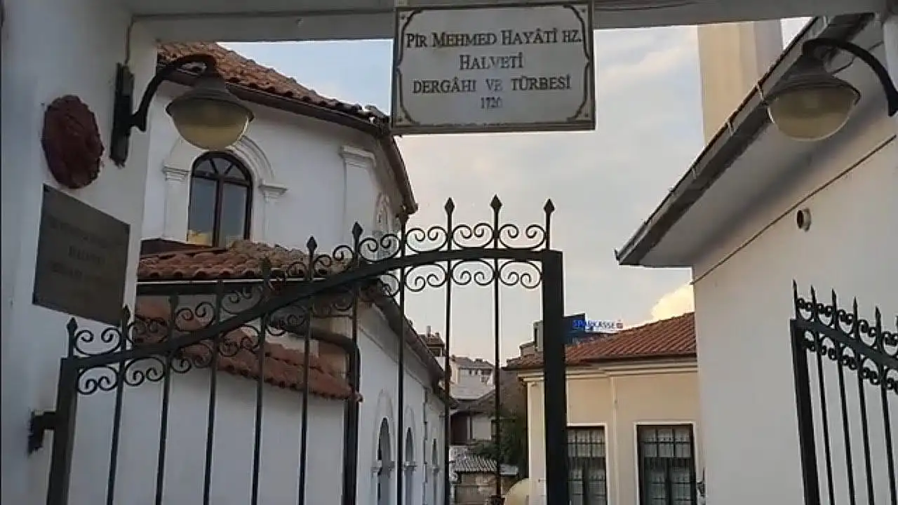 Kayserili Siyasetçi Prof. Dr. Pelin Gündeş Bakır'dan Siyasete 'Maskesiz' Yaklaşım ve Maneviyat Vurgusu